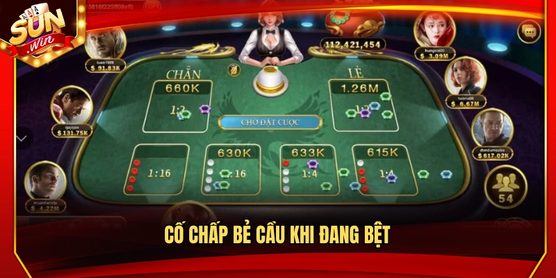 Cố gắng đảo cầu khi đang bệt dài